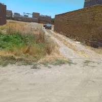 زمین-مسکونی-تنگ-افتاده-در-روستای-آریکان