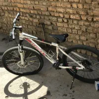 دوچرخه ۲۶ حرفه ای تنه آلومینیوم