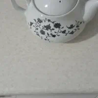 یک عدد قوری نو بفروش میرسد