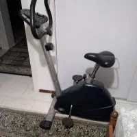 دوچرخه ثابت ورزشی کارکرده