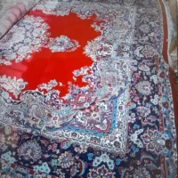 فرش قرمز خوش رنگ
