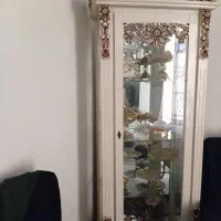 ساعت. تابلو.  بوفه
