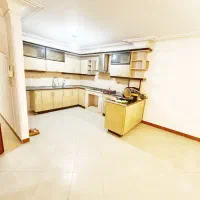 مشاورین-املاک-آقای-خونه