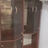 ویترین شیشیه ای