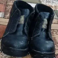 کفش ایمنی ۴۲