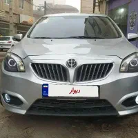 برلیانس ۳۲۰ مدل ۹۵ در حد اتومات