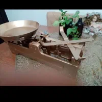 ترازو 40 کیلویی قدیمی|کلکسیون اشیاء عتیقه|شیراز, احمدآباد|دیوار