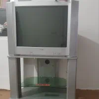 تلویزیون در حد نو سالم