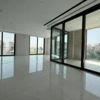 یاسر/۳۰۰متر/۴خواب/۶پارکینگ/مشاعات کامل