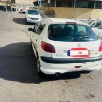پژو ۲۰۶ تیپ ۲ سفید مدل ۱۳۸۹ بیمه نو
