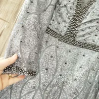 لباس مجلسی|لباس|میبد, |دیوار