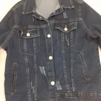 کت لی|لباس|رشت, گلباغ نماز|دیوار