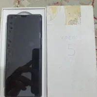 Xperia 5