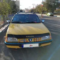 تاکسی پژو ۹۵ عروسک با تمام لوازم