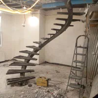 پله گرد و نرده استیل