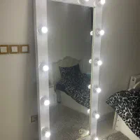 آینه قدی لامپی