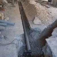 کارگرهستم تخریب کار ساختمان کندن چاه. کندکاری