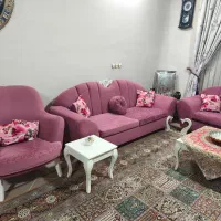 مبل ۹ نفره با سه عدد میز عسلی بزرگ و کوچک و صندلی|مبلمان خانگی و میز عسلی|اصفهان, شفق|دیوار