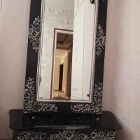 آینه و کنسول تمیز و مرتب،کارکرده