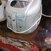 آب میوگیری وسرخ کن هر کدام ۲۰۰۰۰۰۰ میلیون تمن|آبمیوهگیر و آبمرکباتگیر|نیشابور, شهرک بهداری|دیوار