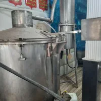 دستگاه تقطیر ۱۱۰۰ لیتری با کندانسور خنک کننده