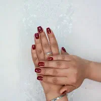 ترمیم و کاشت ناخن و کفسابی|خدمات آرایشگری و زیبایی|مشهد, نوید|دیوار