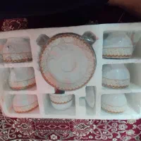 یه دست فنجان و نعلبکی