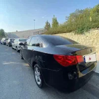 ام جی ۳۵۰
