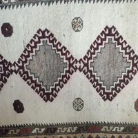 فرش دستباف قدیمی