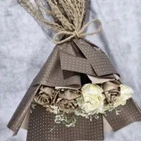 گل مصنوعی روبانی