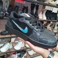 چک بوت و کیف زنانه  شرایط 2ماه|کیف، کفش، کمربند|حمیدیا, |دیوار