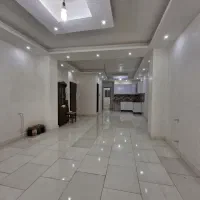 آپارتمان نوساز دو خوابه با پارکینگ و آسانسور