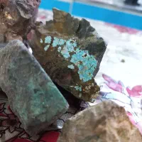 فیروزه خام نیشابور اصل|کلکسیون اشیاء عتیقه|مشهد, گاز|دیوار