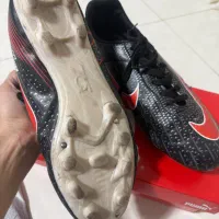 کتونی فوتبال|تجهیزات ورزشی|رشت, گلزاران|دیوار