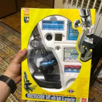 میکروسکوپ دانش آموزی