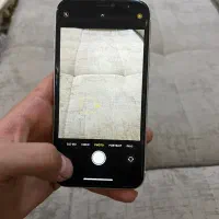 آیفون xr سری m باتری ۸۲ درصد تک سیم ۶۴ گیگ|موبایل|فلاورجان, |دیوار