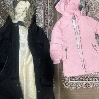 تعدادی لباس در حد نو