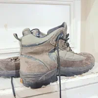 کفش کلمبیا کوهنوردی|کیف، کفش، کمربند|قم, بکایی|دیوار