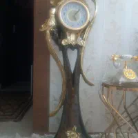 ساعت ایستاده