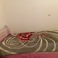 تخت یک نفره و کمد|تشک تختخواب|بیجار, |دیوار