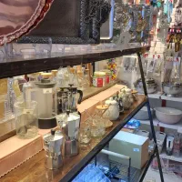 استخدام فروشنده خانم در لوازم خانه اشپزخانه