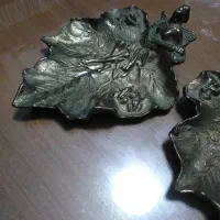 جفت بشقاب برنزی، طرح برگ