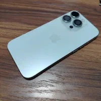 آیفون15پرو در حد صفر