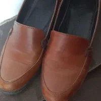 یه جفت کفش چرم زنان