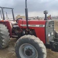 یک دستگاه تراکتورمدل