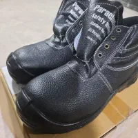 کفش کار و ایمنی