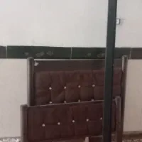 تخت فلزی در حد نو