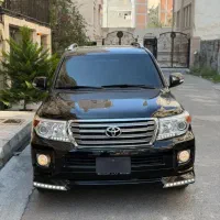 تویوتا لندکروز V8 مدل 2013 استثنایی در حد