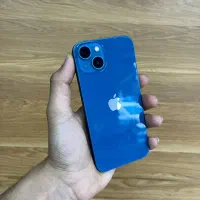 اپل iPhone 13 با حافظهٔ ۲۵۶ گیگابایت