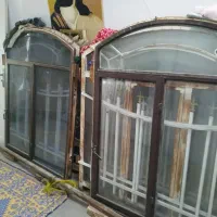 در پنجره آهنی